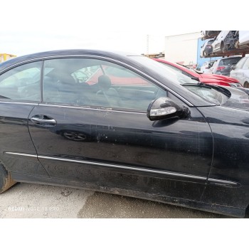 PUERTA DELANTERA DERECHA A2097200205 