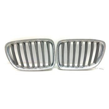 REJILLA DELANTERA 51112993305 