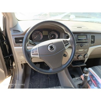 ssangyong korando del año 2010