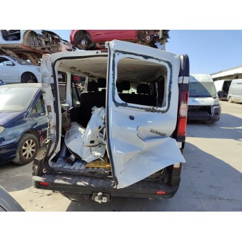 renault trafic furgón del año 2022