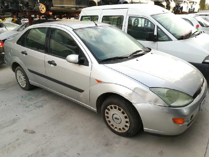 FORD FOCUS BERLINA (CAK)