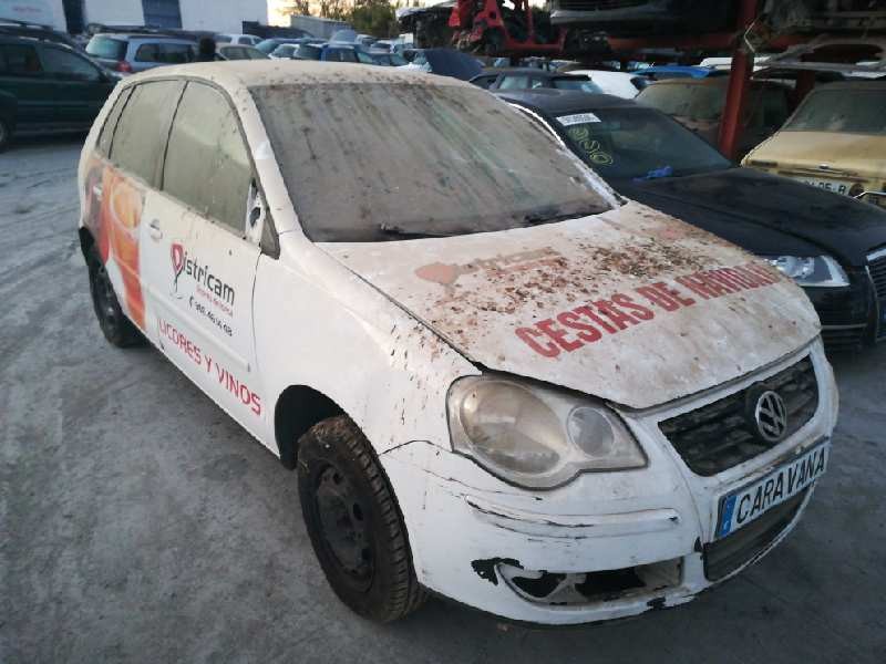 VOLKSWAGEN POLO (9N3)