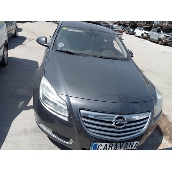 opel insignia berlina del año 2010