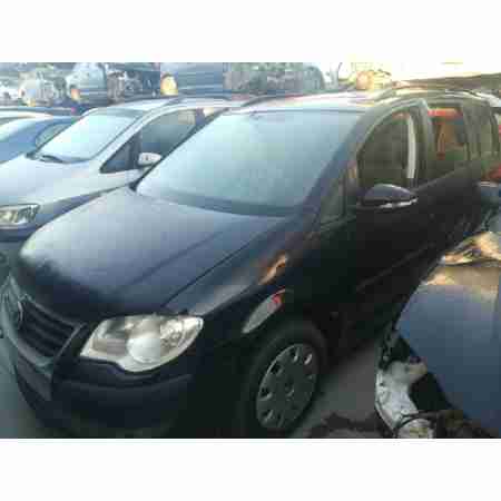 VOLKSWAGEN TOURAN (1T2)