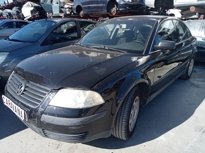 VOLKSWAGEN PASSAT BERLINA (3B3)
