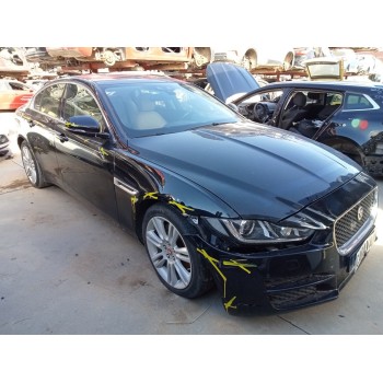 jaguar xe del año 2015