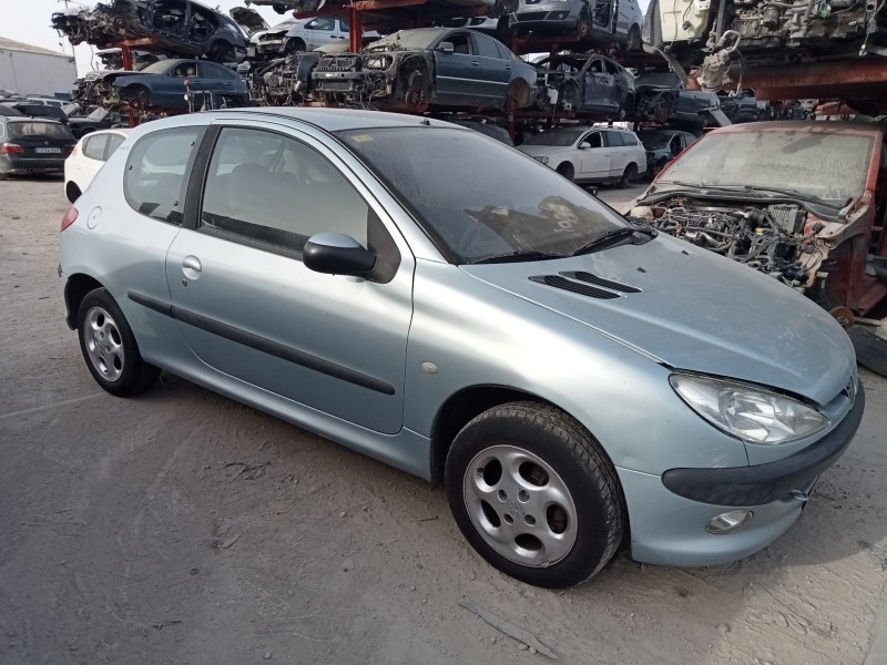 PEUGEOT 206 BERLINA