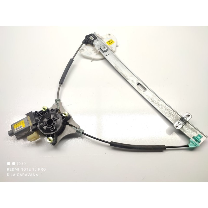 Recambio de elevalunas delantero derecho para kia stonic (ybcuv) drive referencia OEM IAM 82402H8100  