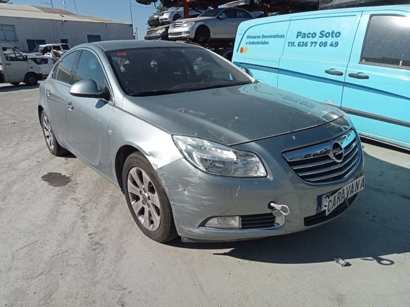 OPEL INSIGNIA BERLINA