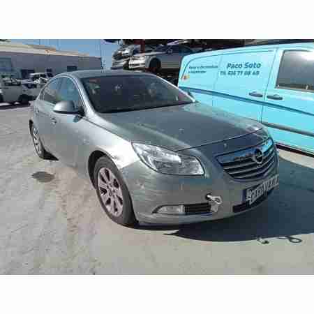 OPEL INSIGNIA BERLINA