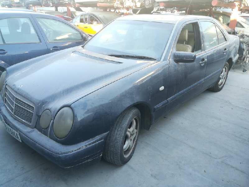 MERCEDES-BENZ CLASE E (W210) BERLINA DIESEL