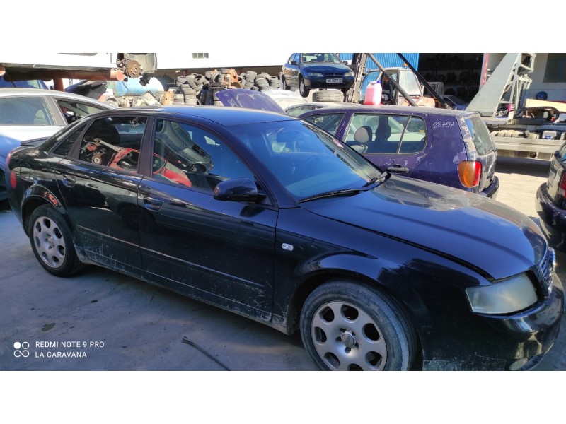 AUDI A4 BERLINA (8E)