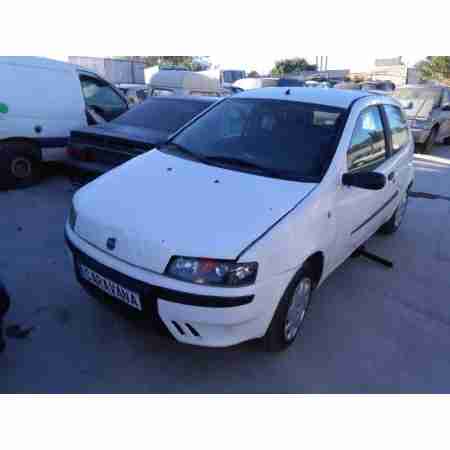 FIAT PUNTO BERLINA (188)