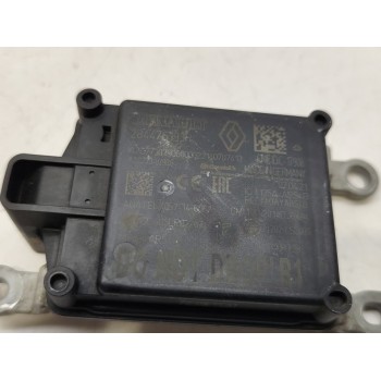 Recambio de modulo electronico para renault captur ii intens referencia OEM IAM 284476193R  