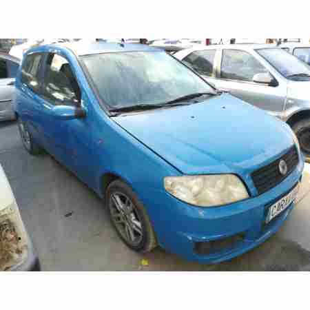 FIAT PUNTO BERLINA (188)