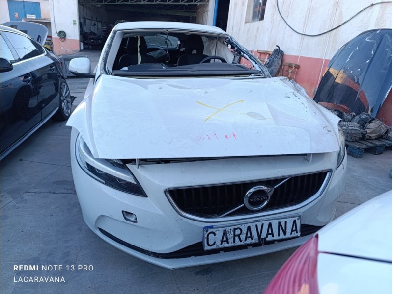 volvo v40 del año 2017