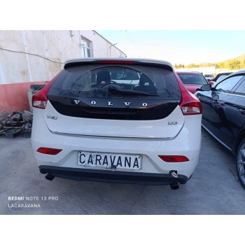 volvo v40 del año 2017