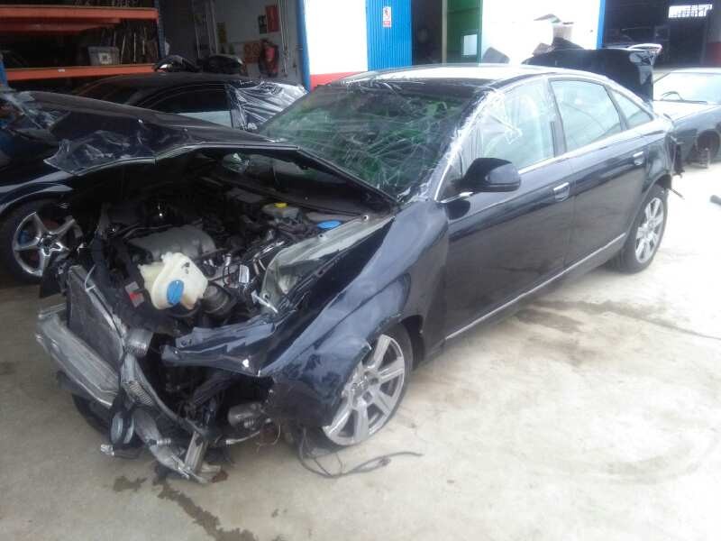 AUDI A6 BERLINA (4F2)