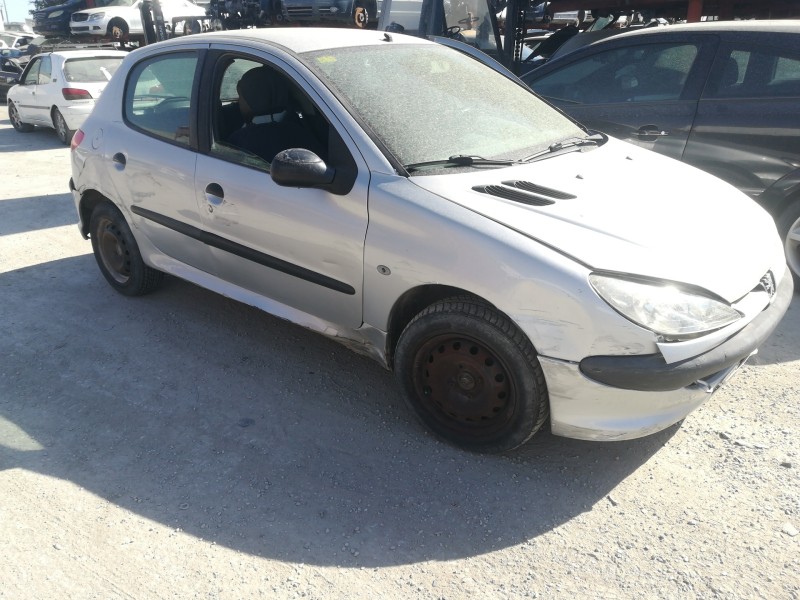PEUGEOT 206 BERLINA