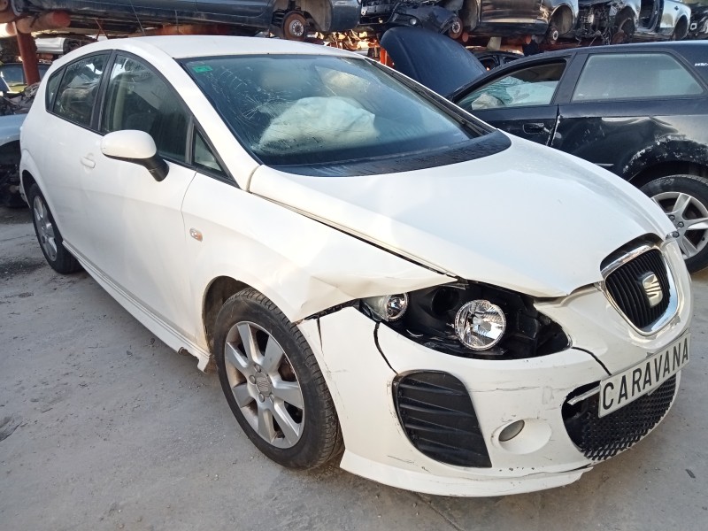 SEAT LEON (1P1)