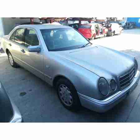 MERCEDES-BENZ CLASE E (W210) BERLINA DIESEL