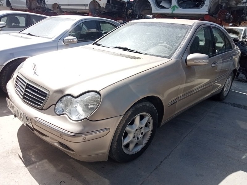 MERCEDES-BENZ CLASE C (W203) BERLINA