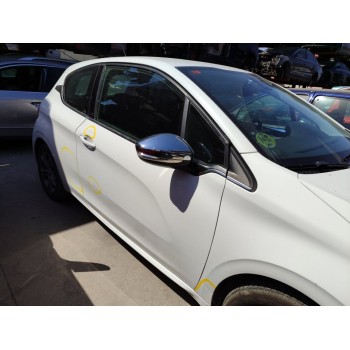 peugeot 208 del año 2013