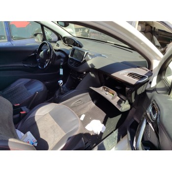 peugeot 208 del año 2013