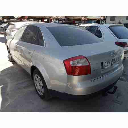 AUDI A4 AVANT (8E)
