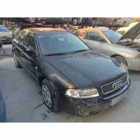 AUDI A4 BERLINA (B5)