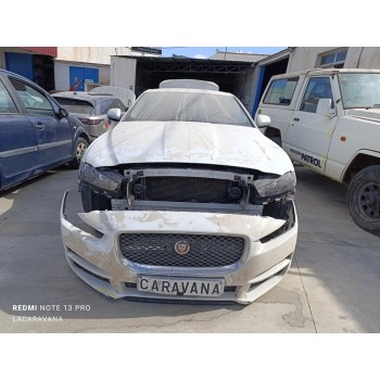 jaguar xe del año 2015