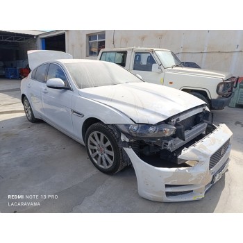 jaguar xe del año 2015