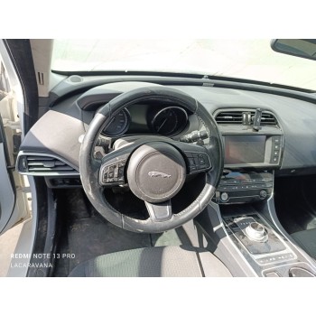 jaguar xe del año 2015