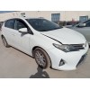 toyota auris del año 2014