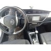 toyota auris del año 2014