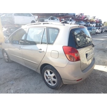 toyota corolla verso (e12) del año 2002