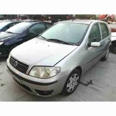 FIAT PUNTO BERLINA (188)
