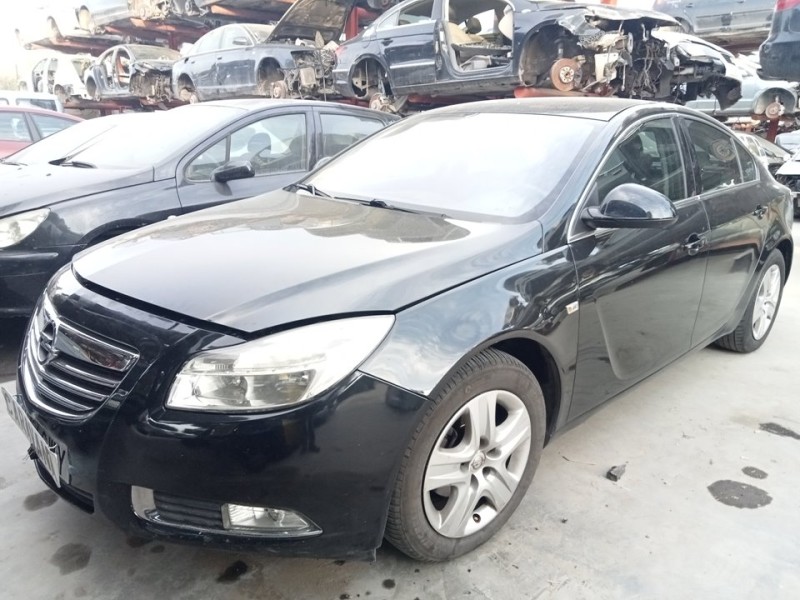 OPEL INSIGNIA BERLINA