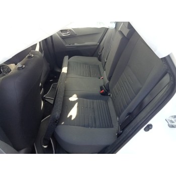 toyota auris (_e18_) del año 2018