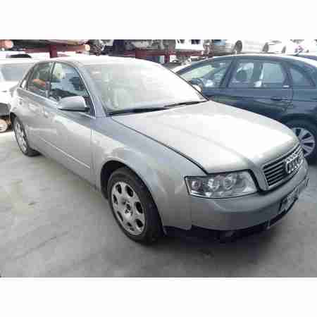 AUDI A4 BERLINA (8E)