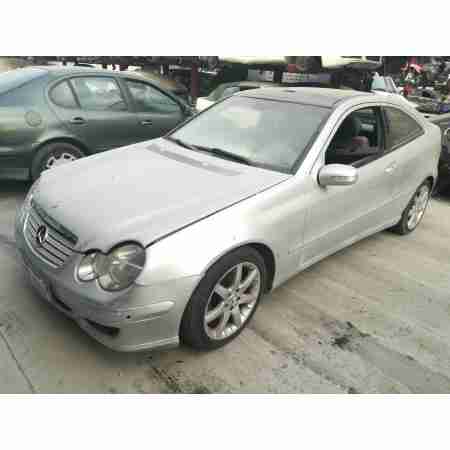 MERCEDES-BENZ CLASE C (W203) BERLINA