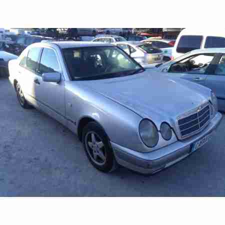 MERCEDES-BENZ CLASE E (W210) BERLINA DIESEL