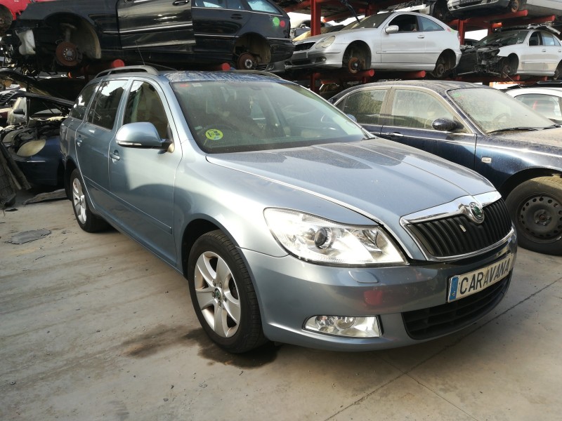 SKODA OCTAVIA COMBI (1Z5)
