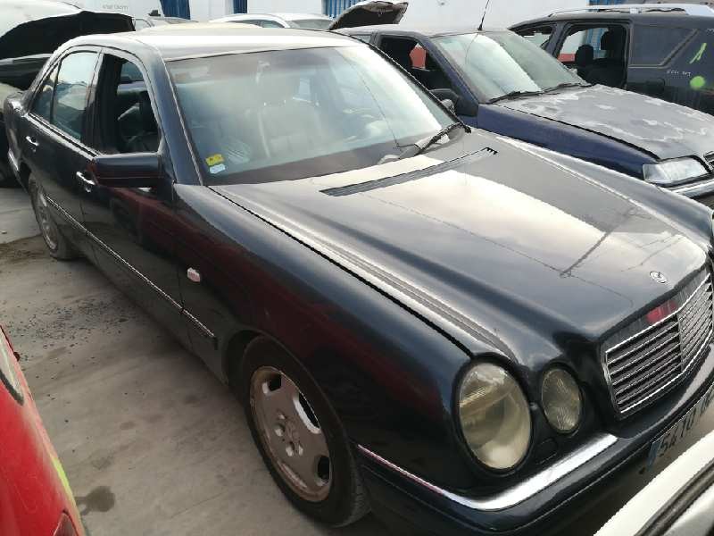 MERCEDES-BENZ CLASE E (W210) BERLINA DIESEL