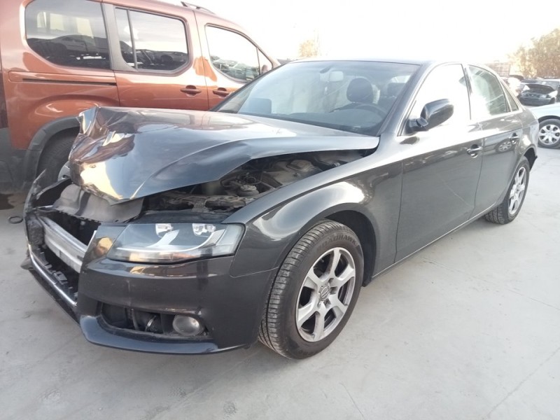 AUDI A4 BER. (B8)