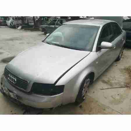 AUDI A4 BERLINA (8E)