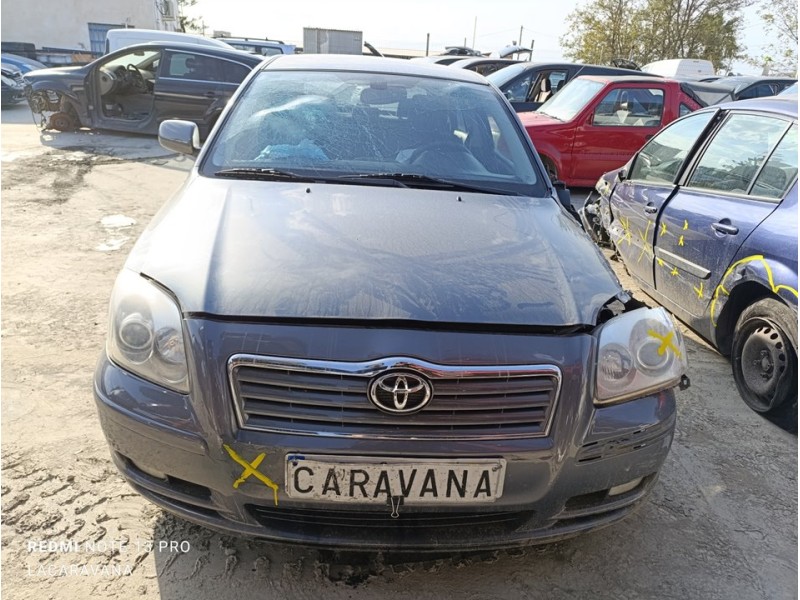 TOYOTA AVENSIS BERLINA (T25)