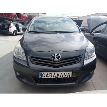 toyota verso del año 2011