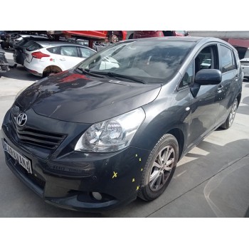 toyota verso del año 2011