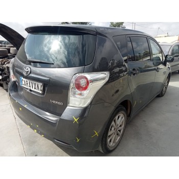 toyota verso del año 2011